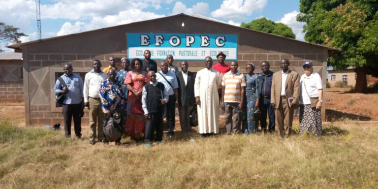 Projet de la pastorale écologique présenté aux agents pastoraux de Kilwa-Kasenga par Mgr Fulgence Muteba, évêque de ledit diosèse